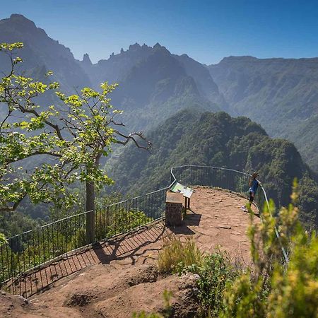 Villa Correia - Ribeiro Frio São Roque do Faial Esterno foto